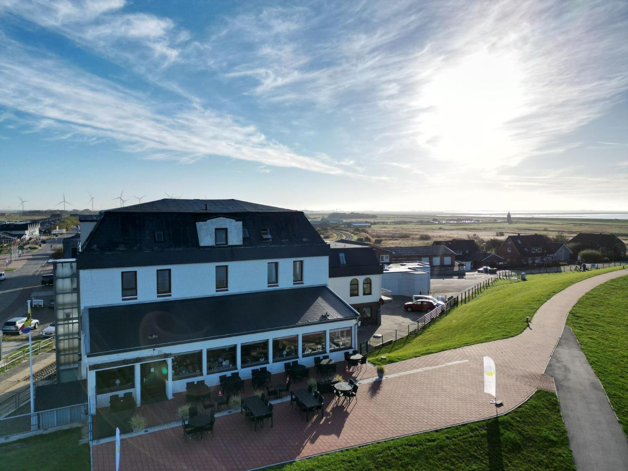 Strandhotel Dagebuell Direkt An Der Nordsee Exterior foto